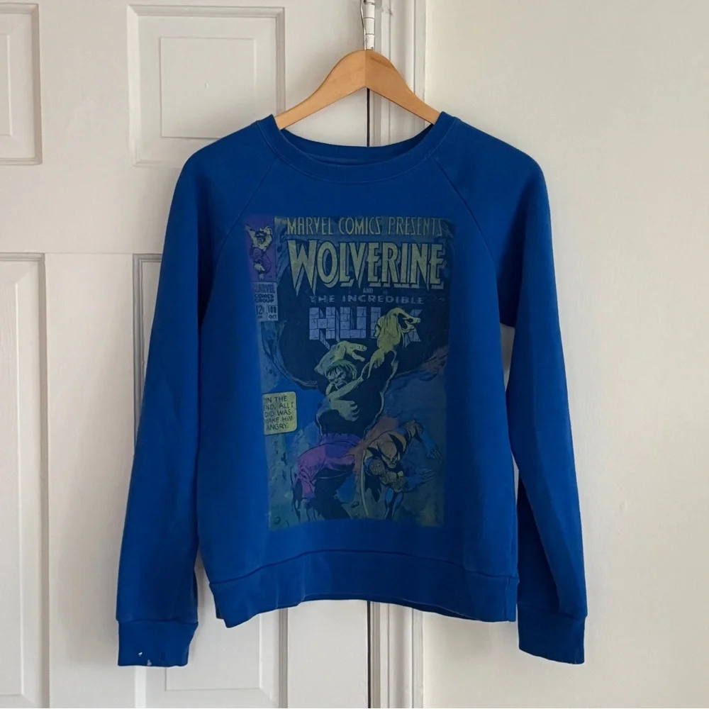 Marvel Comics Wolverine Vs. Hulk Blue Graphic Sweatshirt. Women’s Sm or Kids L